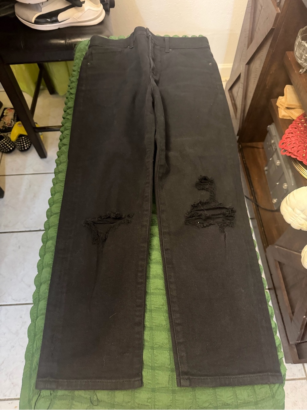 Express Black Straight-Leg Distressed Jeans